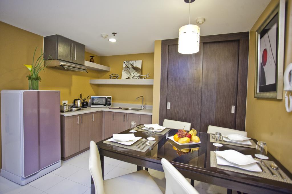 The Exchange Regency Residence Hotel Managed By Hii Pasig City Δωμάτιο φωτογραφία