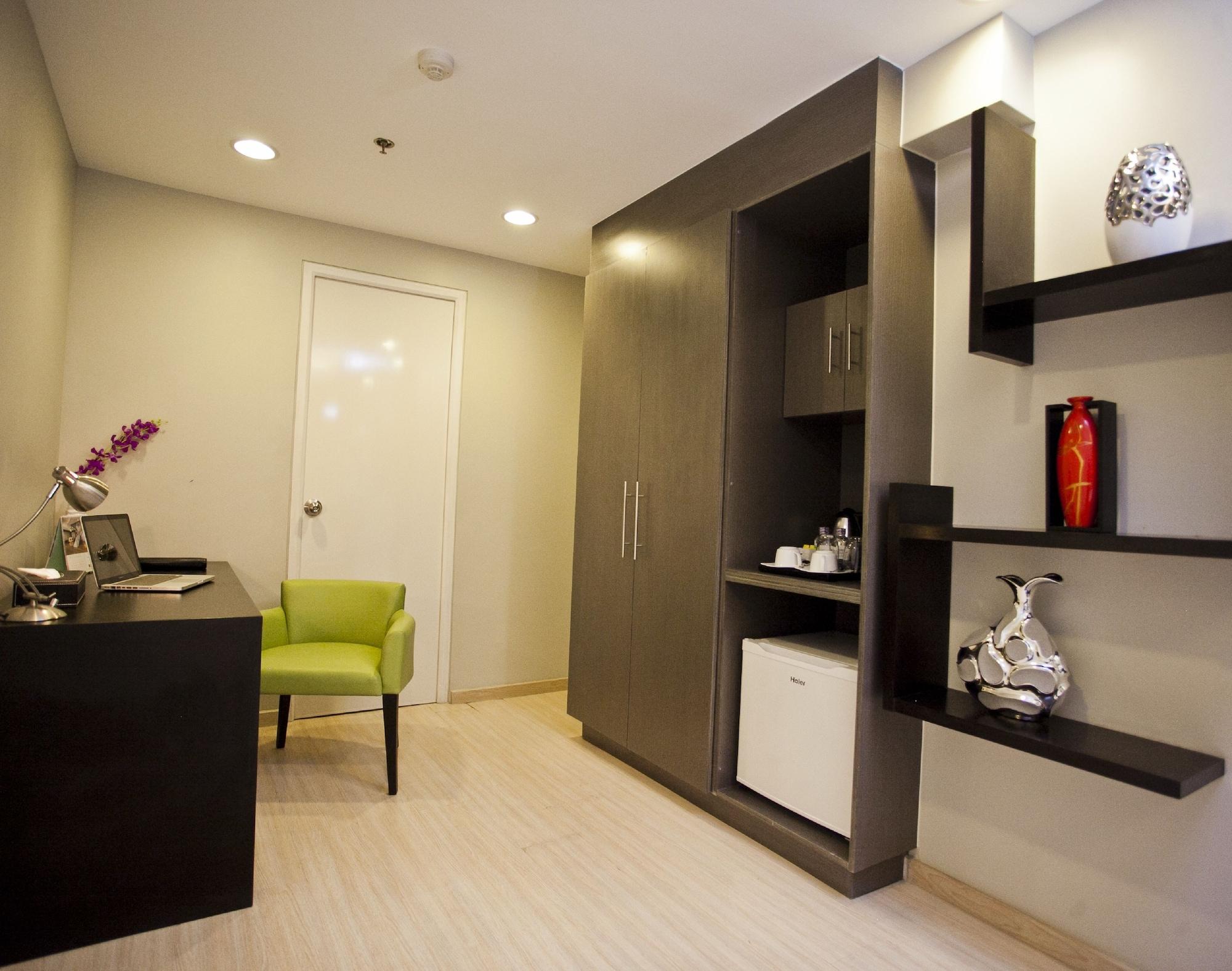 The Exchange Regency Residence Hotel Managed By Hii Pasig City Εξωτερικό φωτογραφία